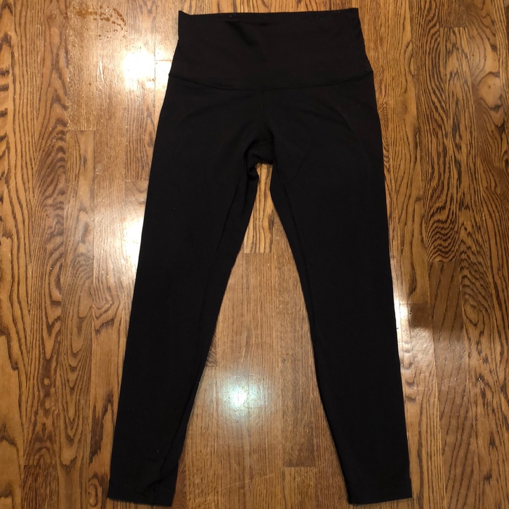 Lululemon black 7/8 length leggings size 10